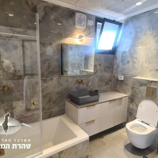 gallery picture